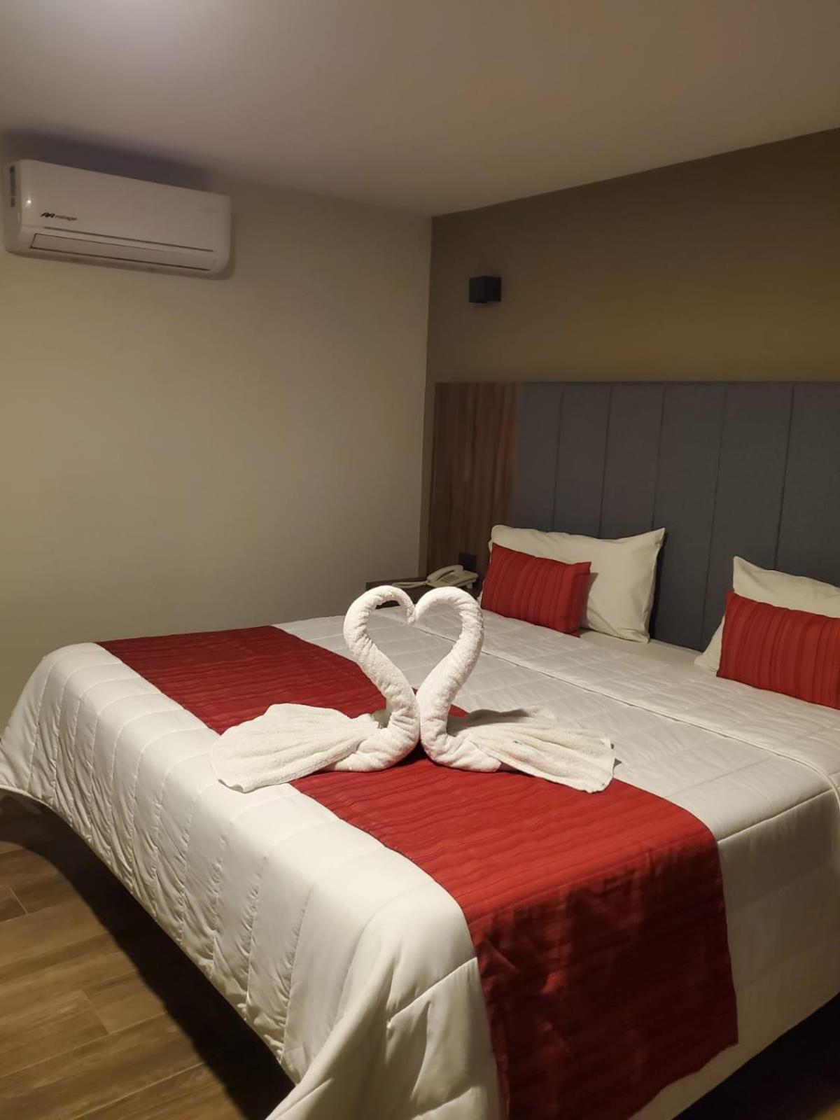 Hotel Granada Puebla Extérieur photo