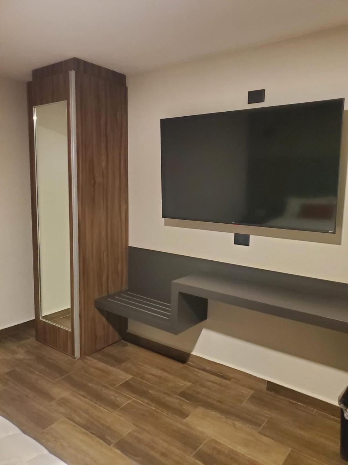 Hotel Granada Puebla Extérieur photo