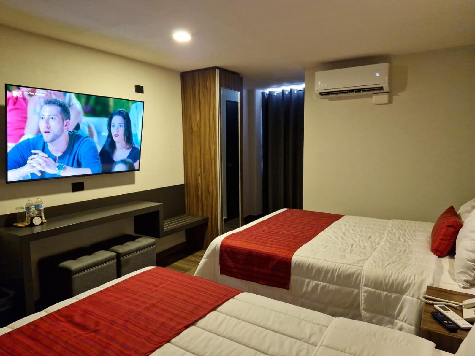 Hotel Granada Puebla Extérieur photo