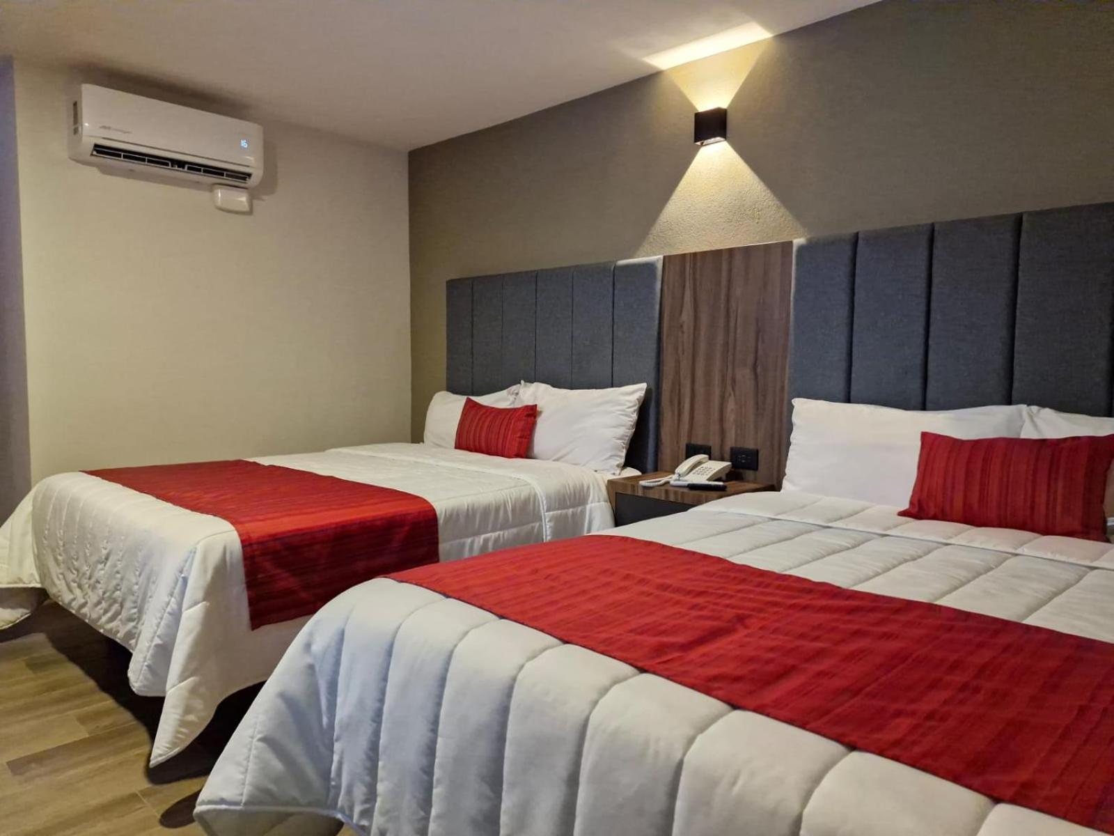 Hotel Granada Puebla Extérieur photo